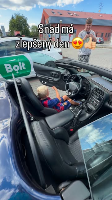 Náhled videa o Bolt řidiči