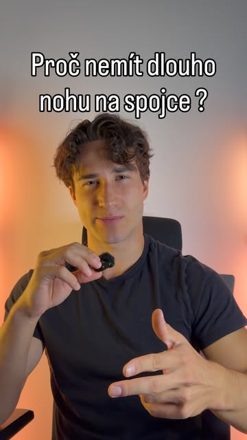 Náhled videa: Proč nemít dlouho nohu na spojce?